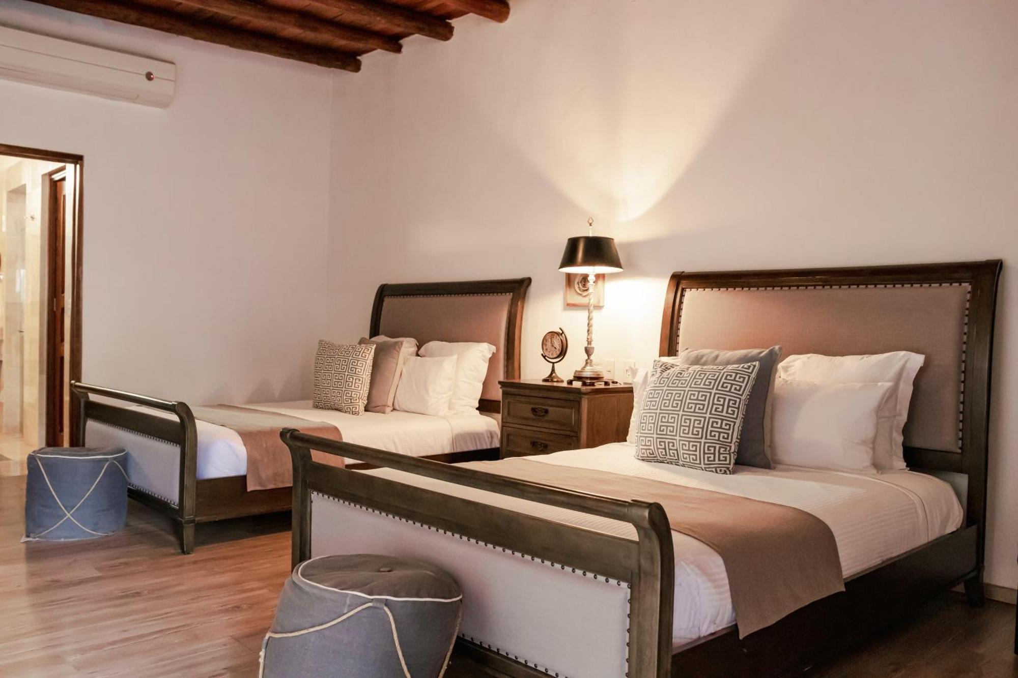 La Casona Del Banco Hotel Boutique Parras de la Fuente Bagian luar foto